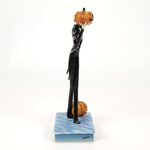 Enesco Disney Traditions by Jim Shore The Nightmare Before Christmas Jack Skellington Holding Pumpkin Figurine, 9.25 Inch, Multicolor