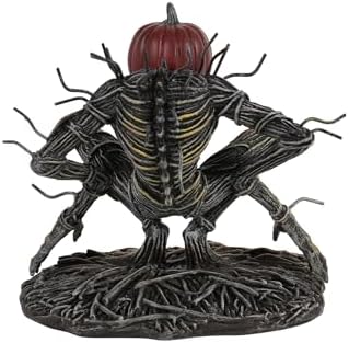 Department 56 Village Collection Accessories Halloween Scarecrow Grapevine of Wrath Figurine, 3.86 Inch, Multicolor