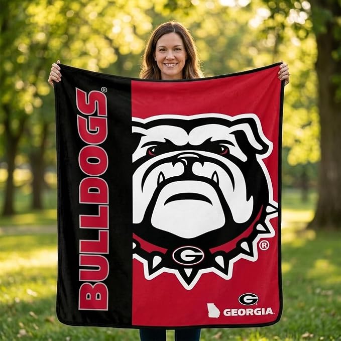 Pegasus Sports NCAA Georgia Bulldogs Endzone Ultra Soft Tailgate Throw