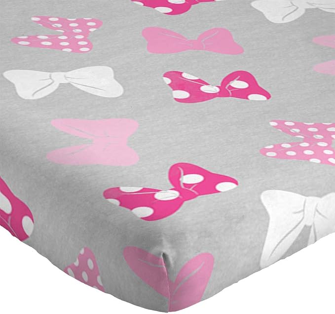 Disney Minnie Mouse Kids 5 Piece Twin Comforter Set for Girls, Pink | Bed in a Bag, Reversible Comforter, Sheets & Sham, Super Soft Microfiber, All Season, Machine Washable (Officially Licensed)