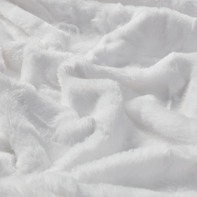 Madison Park Zuri Faux Fur Reversible Throw Blanket, 50 x 60 in, White | Oversized Soft Plush, Luxury, Animal Stripes, Mink Reverse, Modern, All Season, for Bed Sofa Couch, OEKO-TEX Certified