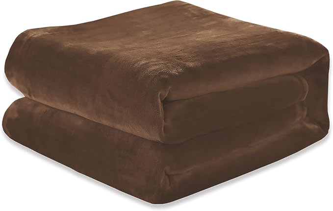 Elegant Comfort Luxury Velvety Feel Blanket, All-Season Lightweight Blanket, Ultra Plush, Soft, Cozy-Fuzzy Flannel Fleece for Couch, Sofa, Bed, Travel, Solid Design, Full/Queen, Brown