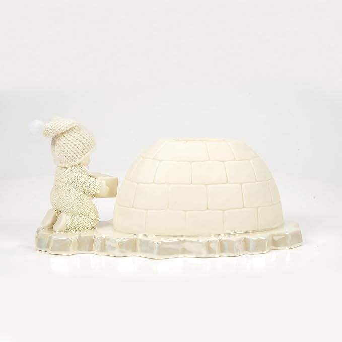 Department 56 Snowbabies Polar Shores Warm in My Igloo Lit Figurine, 3.19 Inch, Multicolor