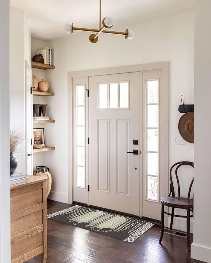 Rustic Bear Hallway Runner Rug 2X6 Ft Kitchen Carpet, Washable Woven Forest Animal Rustic Cabin Throw Carpet with Tassel, Non-Shedding Farmhouse Vintage Nature Scenery Art Bedroom Laundry Rugs