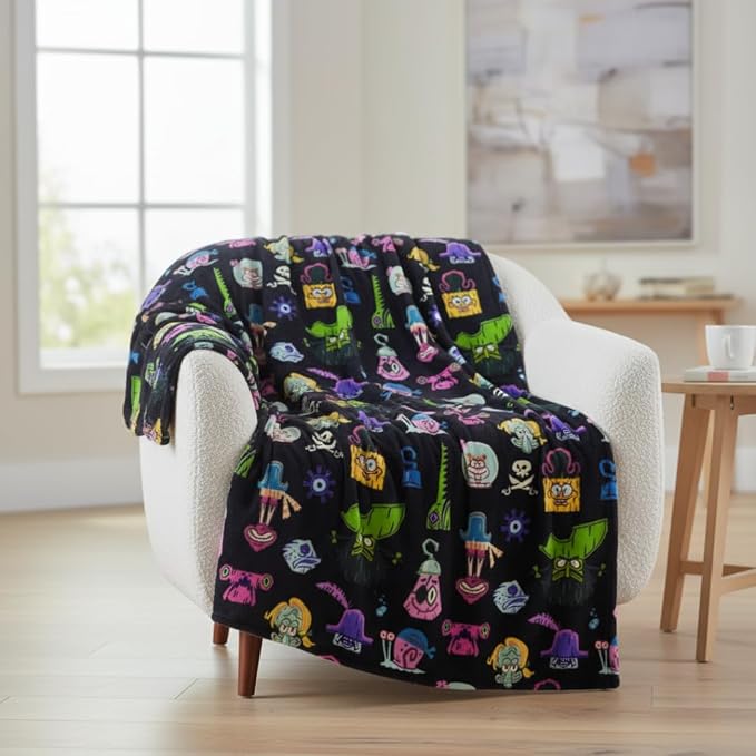 The Spongebob Movie: The Search for Squarepants Halloween Throw Blanket, Kids Pirate Super Soft Cozy Plush Bedding, 46" x 60", (Officially Licensed Product) by Franco
