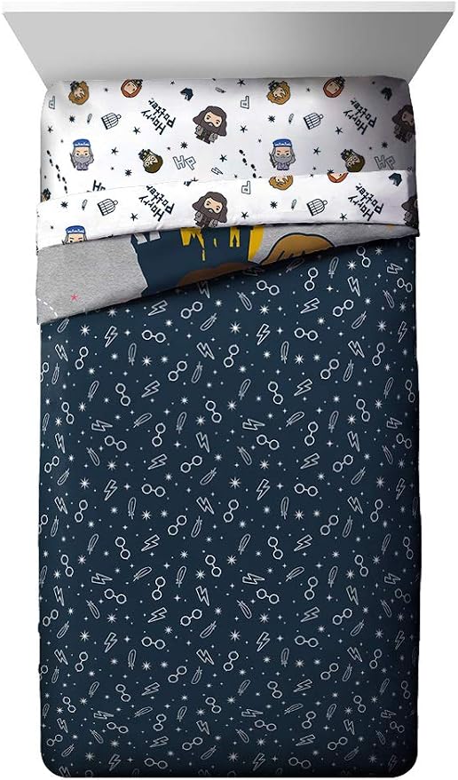 Jay Franco Harry Potter Charms 5 Piece Twin Bed Set - Bedding Features Harry, Ron, Hermoine, & Luna - (Official Harry Potter Product) | Hogwarts, Bed in a Bag, Comforter Sheets Sham Pillowcase, Official Brand, Soft Microfiber, Machine Washable, Kids Gift