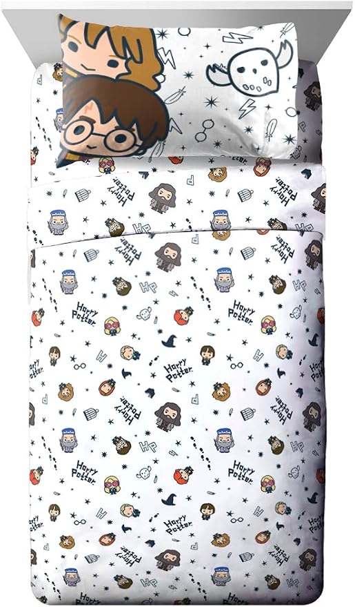 Jay Franco Harry Potter Charms 5 Piece Twin Bed Set - Bedding Features Harry, Ron, Hermoine, & Luna - (Official Harry Potter Product) | Hogwarts, Bed in a Bag, Comforter Sheets Sham Pillowcase, Official Brand, Soft Microfiber, Machine Washable, Kids Gift