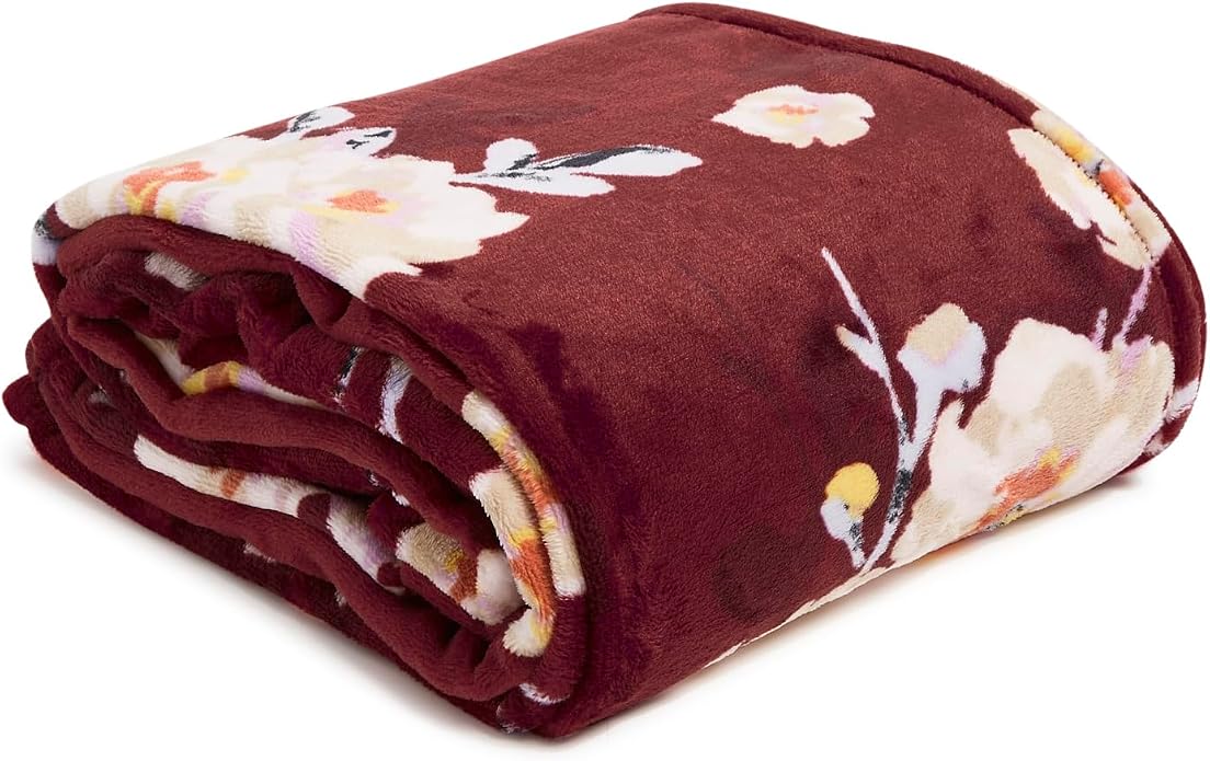 Vera Bradley Women's Fleece Throw Blanket – Soft Plush Blanket for Couch, Bedroom & Home Décor