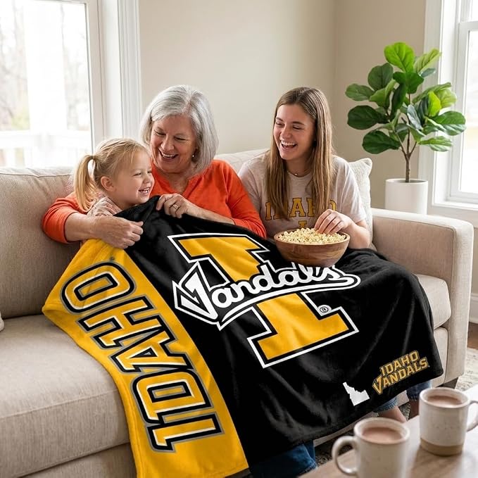 Proformance Home NCAA Idaho Vandals Endzone Ultra Soft Tailgate Throw