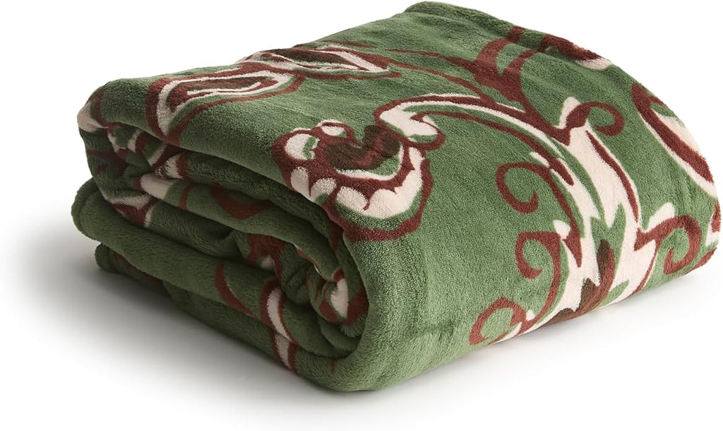 Vera Bradley Women's Fleece Throw Blanket – Soft Plush Blanket for Couch, Bedroom & Home Décor