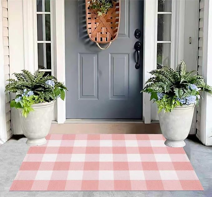 Buffalo Plaid Outdoor Rug 27.5''X 43.3' Pink White Checked Porch Rug Cotton Woven Washable Rug Layering Doormat for Welcome Door Mat Entryway Dining Room Bedroom Living Room