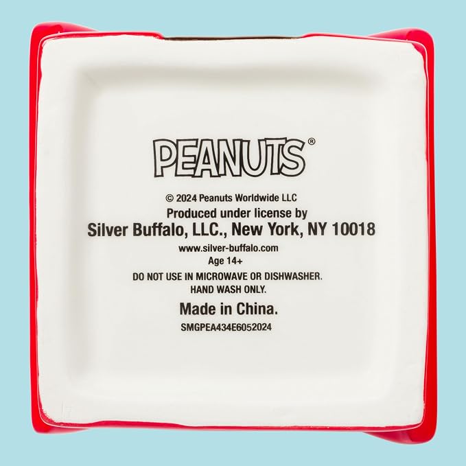 Silver Buffalo Peanuts Snoopy and House, 3D Sculpted Snack Jar | Ceramic Cookie, 5.25” x 5”, 7 75