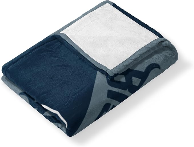 Northwest NCAA Silk Touch Throw Blanket, Ultra Soft Plush Polyester, Lightweight Warm Decorative Fan Gift, 46 x 60 in