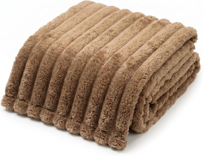 Americanflat 50x60 Faux Fur Throw Blanket - Soft and Breathable Throw Blanket for Couch, Bed, Chair - Brown Faux Fur Blankets Perfect for Home, Bedroom, or Outdoor Use