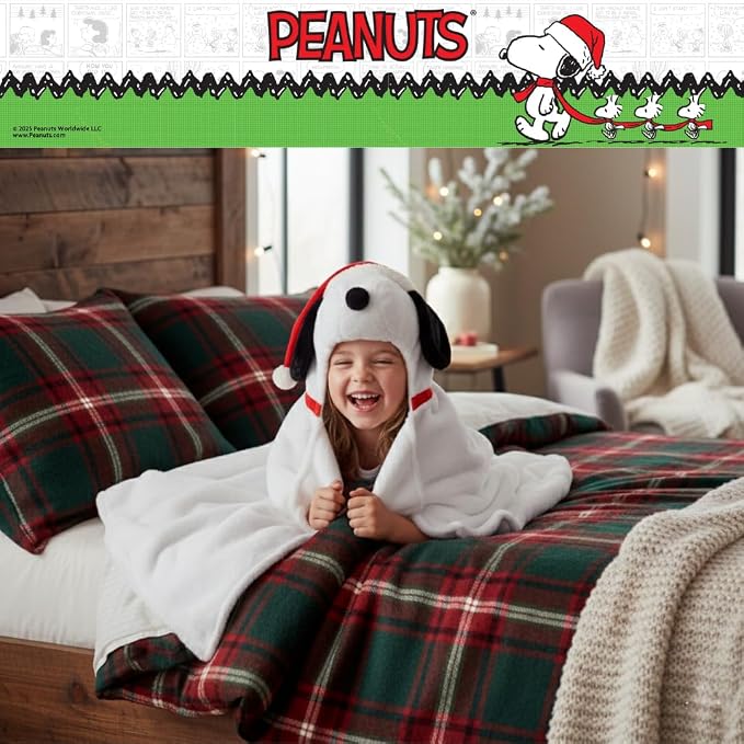 Peanuts Snoopy Santa Hat Hooded Throw - Kids Holiday Christmas Bedding Super Soft Throw Blanket - 30 in x 50 in, (Officially Licensed Product) by Franco