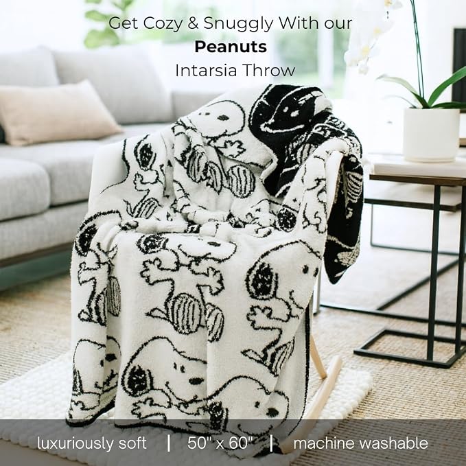 Franco Collectibles Peanuts Snoopy Bedding Soft Cozy Chic Dreams Feather Knit Intarsia Throw Blanket, 50 in x 60 in, (Officially Licensed Product)