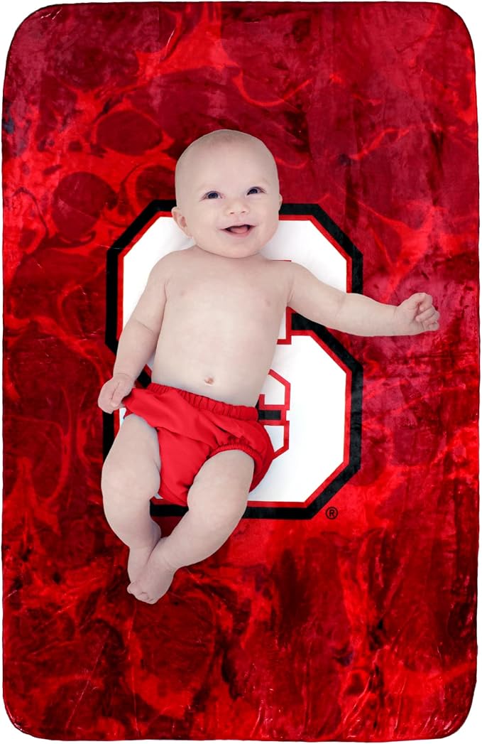 Everything Comfy NC State Wolfpack Color Swept Soft Throw Blanket, 30" x 40"