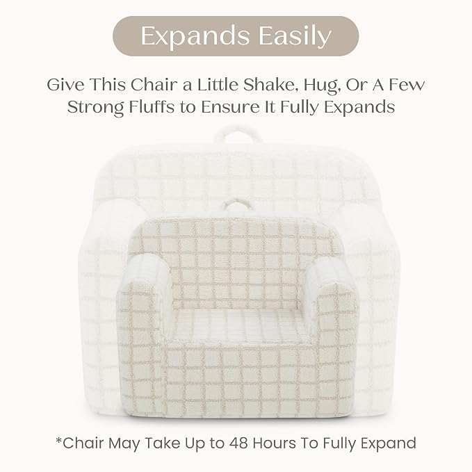 Delta Children Checkered Cozee Chair, Cream