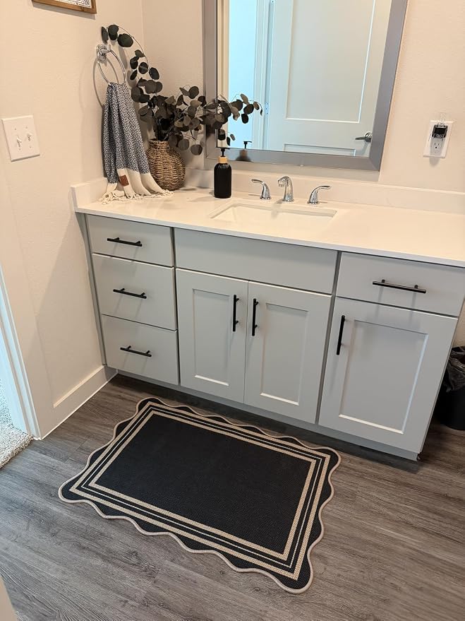 Easy Jute Black Entryway Rug, 2x3 Front Door Mat Washable Non Slip Small Kitchen Rug, Indoor Outdoor Farmhouse Scalloped Doormat for Porch Bathroom Doorway