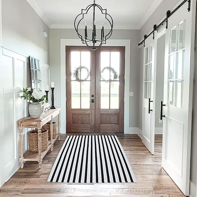 Black and White Outdoor Rug 27.5'' x 43'' Striped Front Porch Rug Hand-Woven Cotton Rug Machine Washable Floor Mat Indoor/Outdoor Area Rug for Layered Door Mats/Farmhouse/Living Room (27.5'' x 43'')