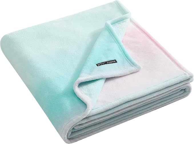 Betsey Johnson - Blanket, Buttery-Soft Throw Blanket for Couch or Bed, Boldly Plush & Oversized Bedding (Ombre Blue, 50" x 70")