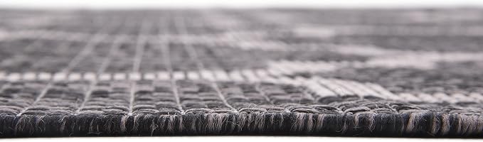 Unique Loom Outdoor Trellis Collection Area Rug (7' 10" x 11' 4" Rectangle, Black/ Ivory)