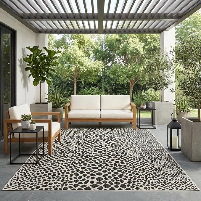 Unique Loom Outdoor Collection Area Rug - Cape Town (6' 1' x 9' Rectangle, Black/ Ivory)