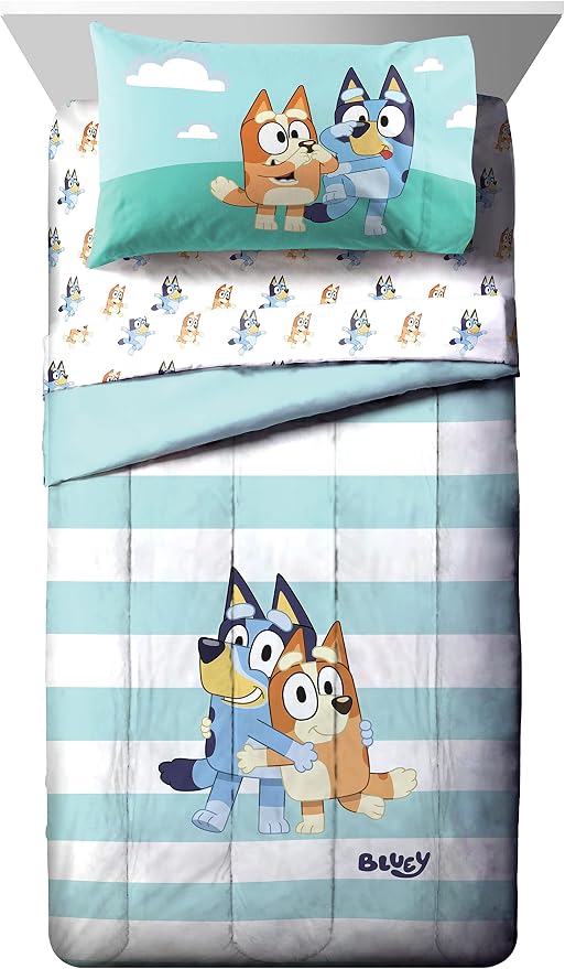 Jay Franco Bluey & Bingo 4 Piece Toddler Bedding Set, Kids Comforter Set | Bed in a Bag, Comforter Sheets Pillowcase, Official Brand, Soft Microfiber, Machine Washable, Easy Care, Kids Gift