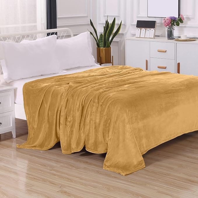 Elegant Comfort Luxury Velvety Feel Blanket, All-Season Lightweight Blanket, Ultra Plush, Soft, Cozy-Fuzzy Flannel Fleece for Couch, Sofa, Bed, Travel, Solid Design, Full/Queen, Gold-Yellow