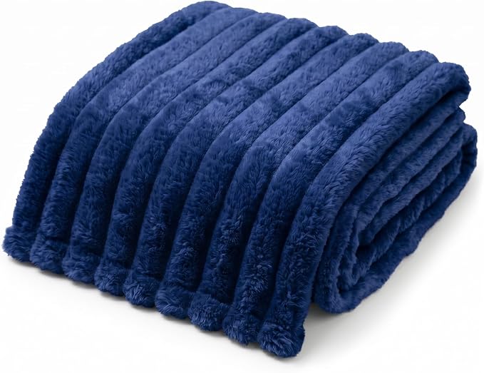 Americanflat 50x60 Faux Fur Throw Blanket - Soft and Breathable Throw Blanket for Couch, Bed, Chair - Blue Faux Fur Blankets Perfect for Home, Bedroom, or Outdoor Use