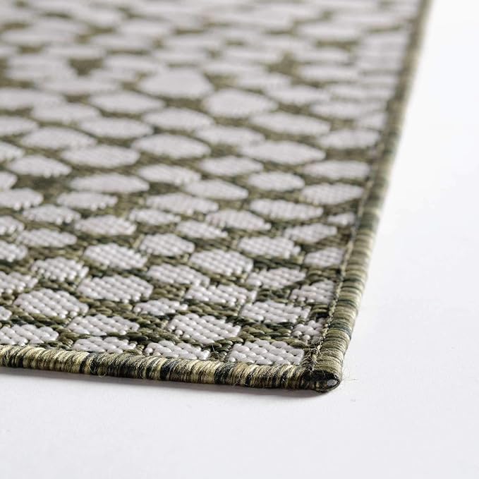 Unique Loom Outdoor Collection Area Rug - Cape Town (5' 3" x 8' Rectangle, Green/ Ivory)