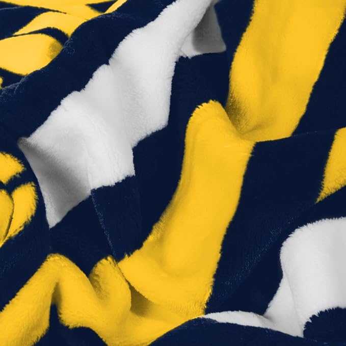 Logo Brands NCAA Raschel Throw Blanket – 50 x 60 Soft Fleece Blanket, Officially Licensed Collegiate Design, Cozy Throw for Tailgating, Game Day, & Home Décor
