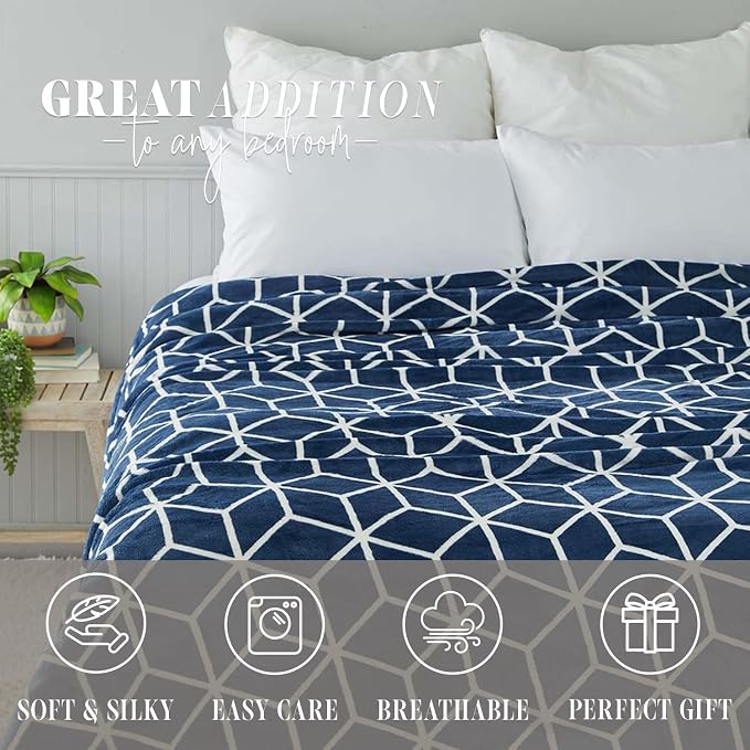 Elegant Comfort Luxury Velvety Feel Blanket, All-Season Lightweight Blanket, Ultra Plush, Soft, Cozy-Fuzzy Flannel Fleece for Couch, Sofa, Bed, Travel, Cube Design, King/California King, Navy