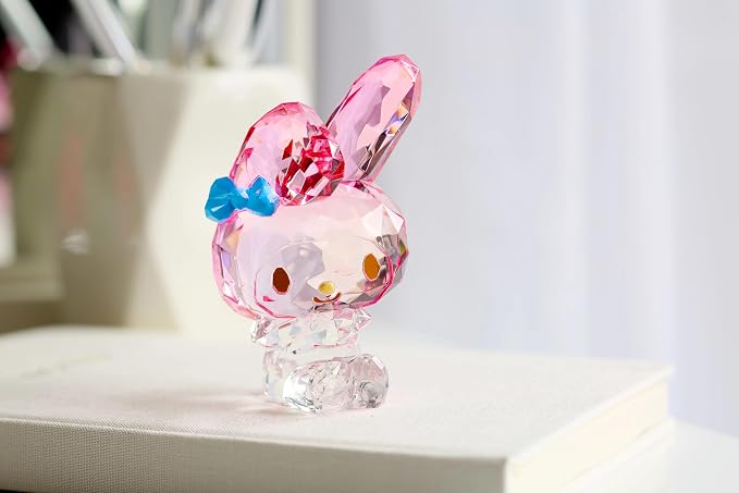 Enesco FACETS Sanrio My Melody Sitting Miniature Figurine, 1.9 Inch, Multicolor