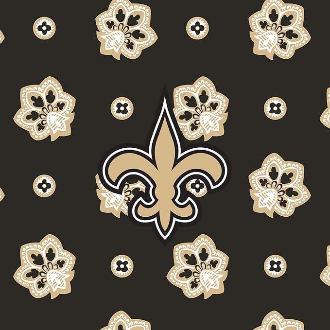 Vera Bradley Women's Fleece NFL Oversized Throw Blanket (Multiple Teams Available), Neworleanssaintsonblack/Goldbandana, One Size