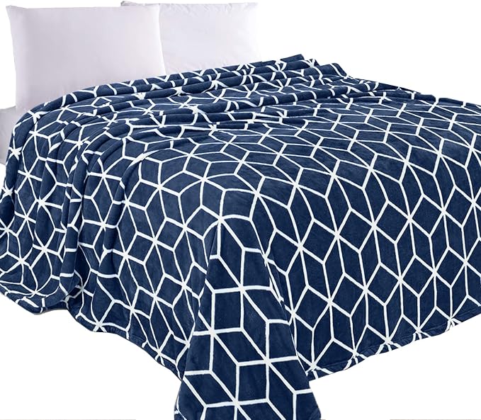 Elegant Comfort Luxury Velvety Feel Blanket, All-Season Lightweight Blanket, Ultra Plush, Soft, Cozy-Fuzzy Flannel Fleece for Couch, Sofa, Bed, Travel, Cube Design, Twin/Twin XL, Navy