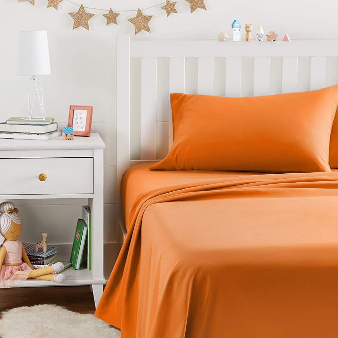 Amazon Basics Kid's Soft, Breathable, Easy-Wash Microfiber 3-Piece Sheet Set, Machine Washable, Twin, Bright Orange, Solid