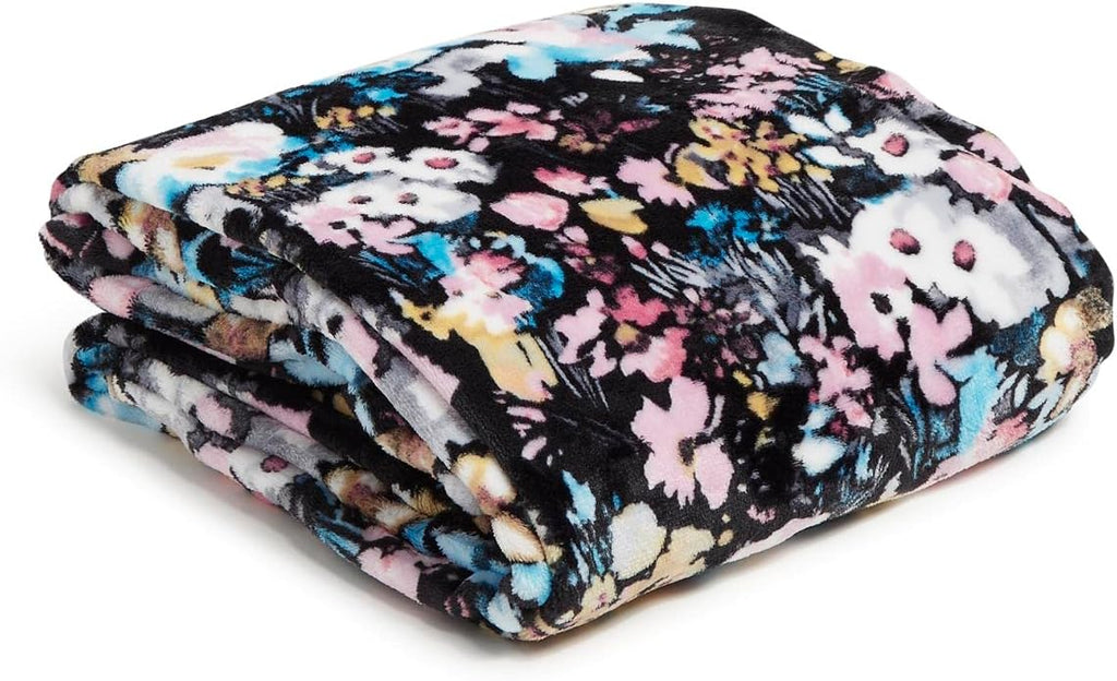 Vera Bradley Women's Fleece Throw Blanket – Soft Plush Blanket for Couch, Bedroom & Home Décor