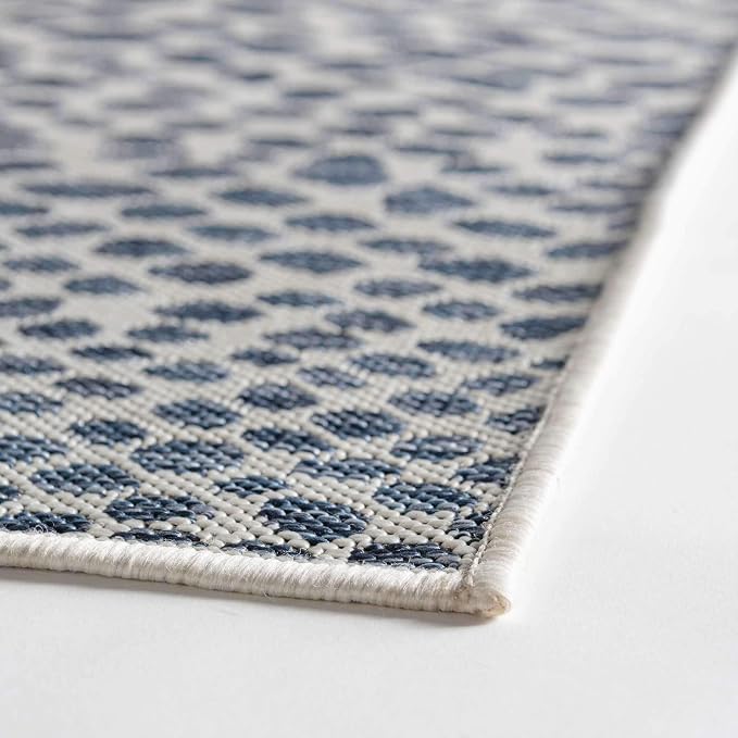 Unique Loom Outdoor Collection Area Rug - Cape Town (7' 10" x 10' Rectangle, Blue/ Olive)