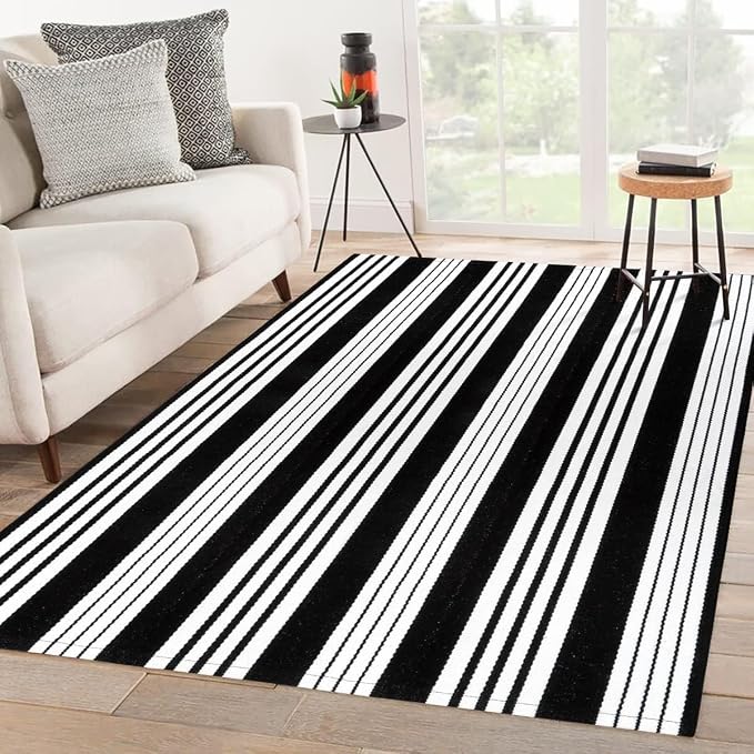 OJIA Outdoor Rugs 5'x7' Patio Rug Washable Carpet Black & White Camping Rug | Machine Washable Outdoor Rug Cotton Woven Area Rug Farmhouse Indoor Carpet for Front Door/Porch/Deck/Backyard/Balcony Decor