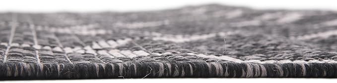 Unique Loom Outdoor Trellis Collection Area Rug (5' 1" x 8' Rectangle, Black/ Ivory)