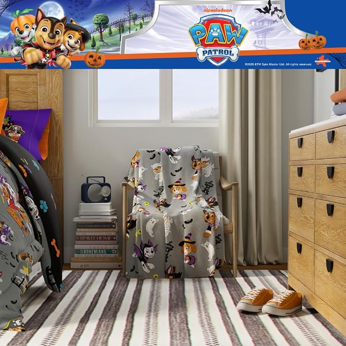 PAW Patrol Halloween Throw Blanket, Super Soft Cozy Plush Bedding, 50" x 70", (Officially Licensed Product) by Franco