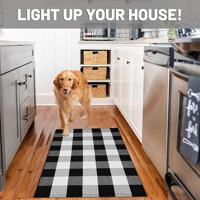 IOHOUZE Cotton Buffalo Plaid Check Rug Outdoor Doormat 27.5 x 43 Inches Washable Woven Outdoor Indoor Welcome Mats for Front Door/Farmhouse/Entryway/Home Entrance black and White Outdoor Rug