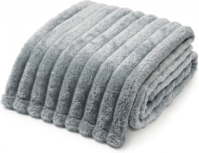 Americanflat 50x60 Faux Fur Throw Blanket - Soft and Breathable Throw Blanket for Couch, Bed, Chair - Gray Faux Fur Blankets Perfect for Home, Bedroom, or Outdoor Use
