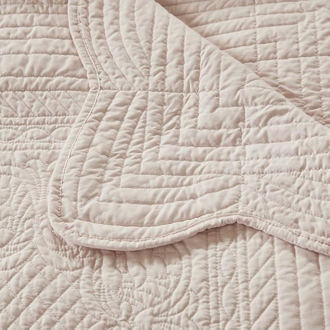 Madison Park Luxe Damask Stitching Throw Blanket, 60"x72" | Cotton Filled Spread, Ultra Soft, Cozy Bedding for Living Room Couch, Sofa, Bed, Scalloped Borders, Blush