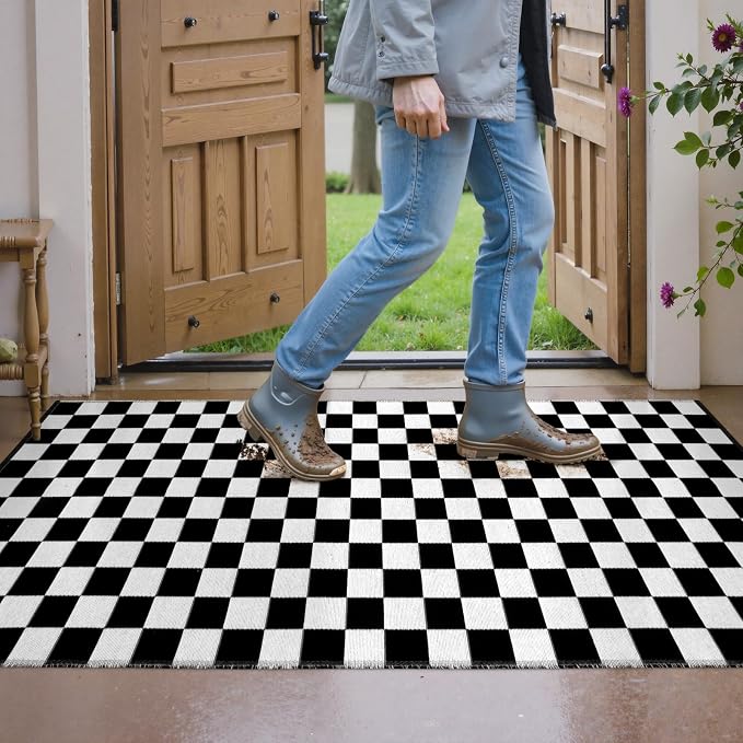 Seavish Checkerboard Rug, 2x3 Ft Black and White Checkered Outdoor Door Rug | Washable Cotton Woven Washable Outdoor Door Rugs, Reversible Floor Mat for Front Door Bedroom Entryway Kitchen