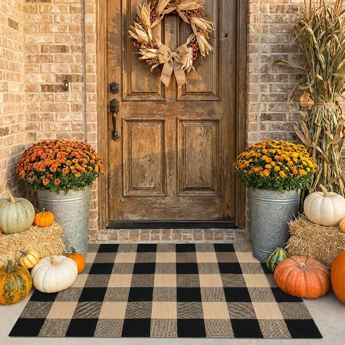 SEEKSEE Buffalo Plaid Outdoor Rug 27.5x43 Coffee and Black Front Door Mat, Layering Rug for Porch, Washable Doormat, Front Porch Rug for Outdoor Entrance Entryway Patio Porch Decor