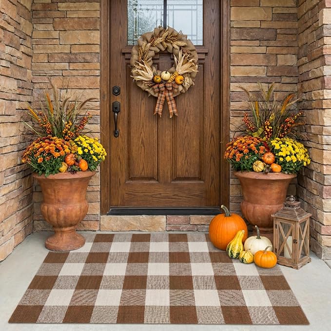 SEEKSEE Buffalo Plaid Outdoor Rug 27.5x43 Coffee and White Front Door Mat, Layering Rug for Porch, Fall Doormat, Front Porch Rug for Outdoor Entrance Entryway Patio Porch Decor