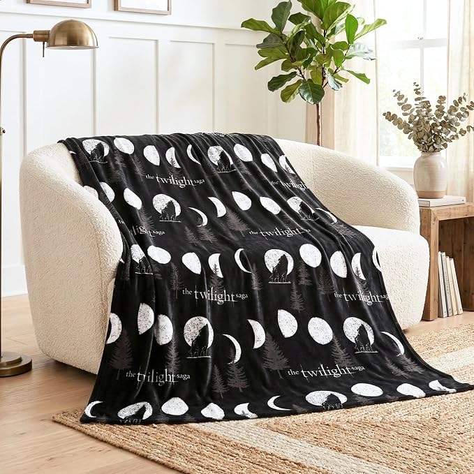 Twilight The Saga Throw Blanket, Super Soft Cozy Plush Bedding, 70" x 50", (Officially Licensed Product) by Franco Collectibles