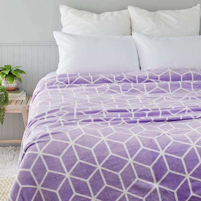 Elegant Comfort Luxury Velvety-Soft Coral Flannel Blanket Micro-Velour Ultra-Softness Fuzzy Plush, King/California King, Lavender